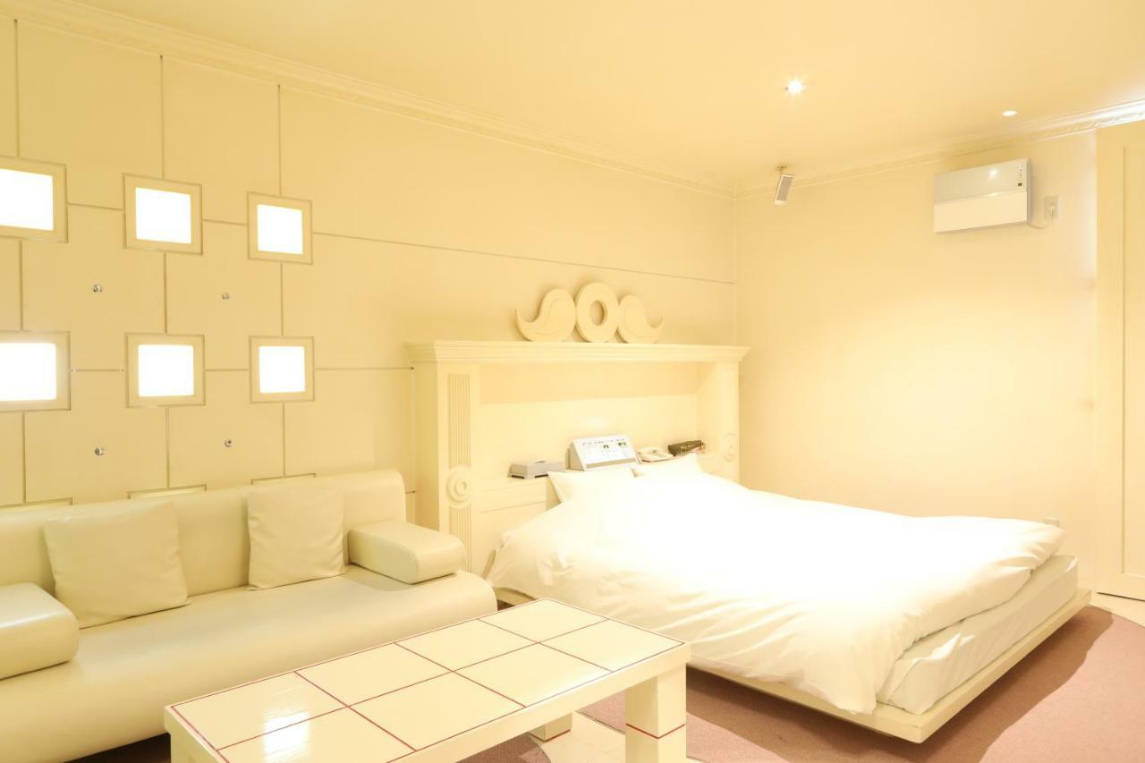 C-Hotel Affetto (Adults Only) Sapporo Exterior foto