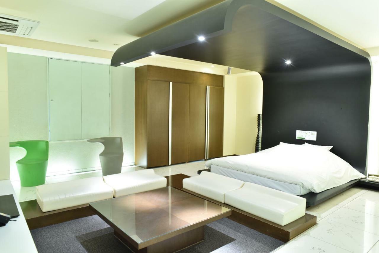 C-Hotel Affetto (Adults Only) Sapporo Exterior foto